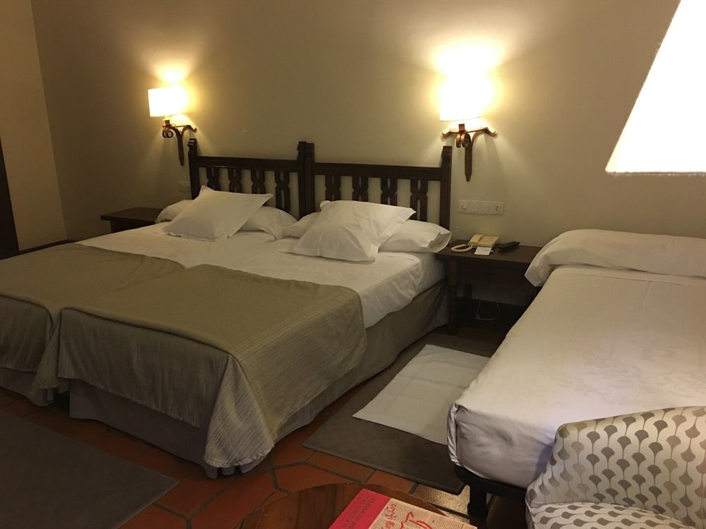 Parador De Ávila Zewnętrze zdjęcie